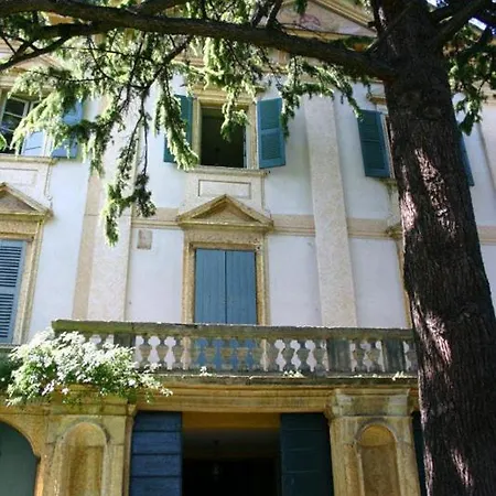 Lejlighed Toscolano-maderno Sleeps 8
