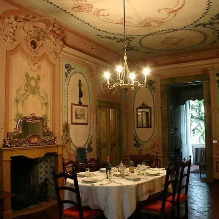 Toscolano-maderno Sleeps 8 Lejlighed